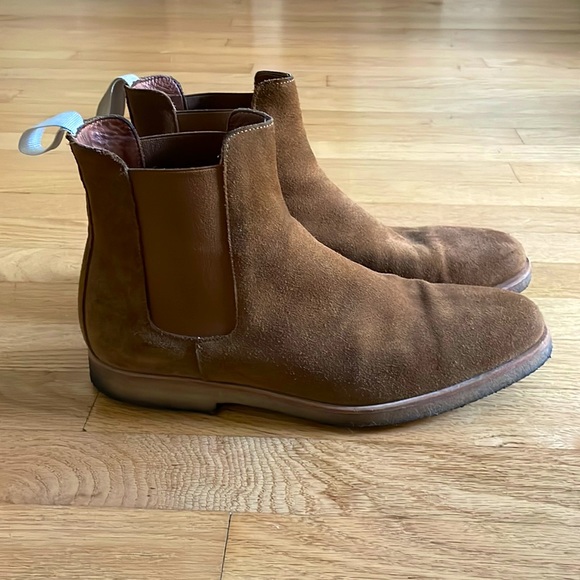 Common Projects' suede Chelsea boots